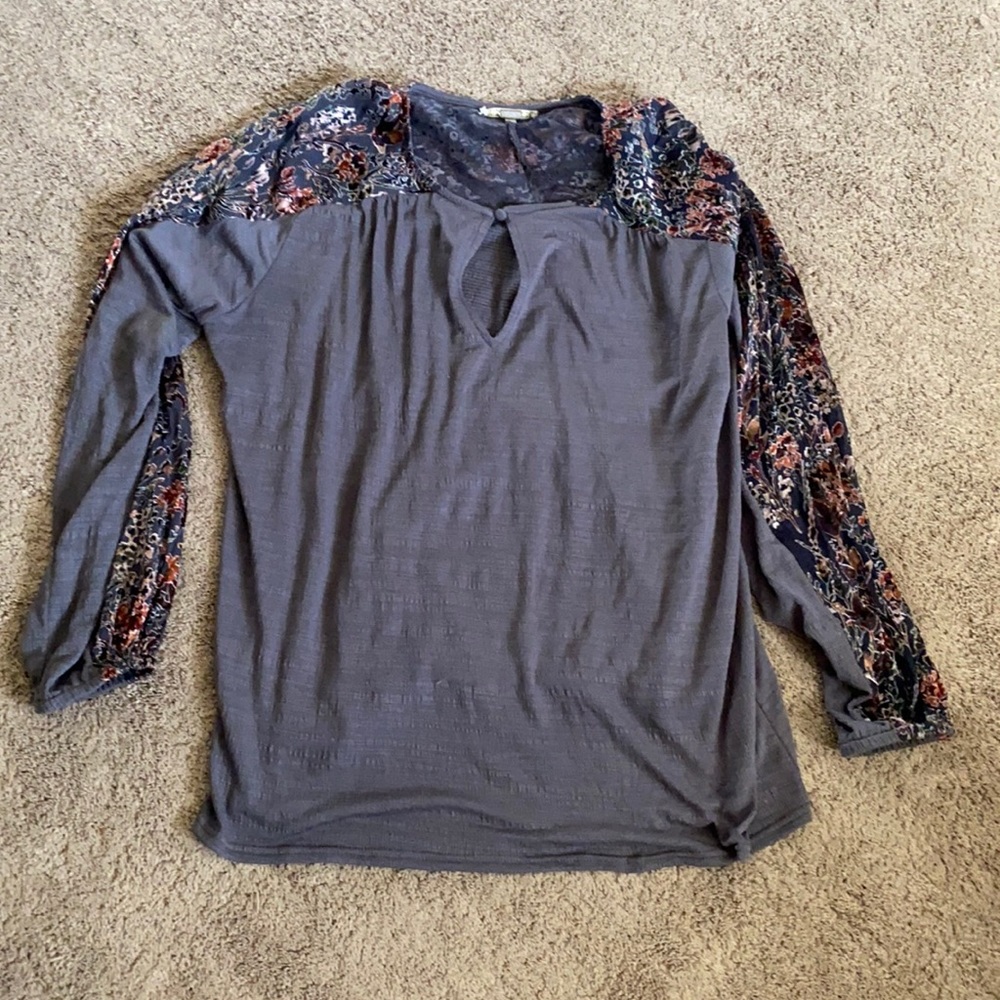 Gimmicks Long Sleeve Top